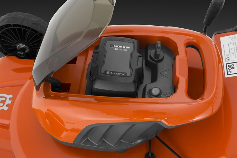 Husqvarna - Aku sekačka LC 142i + BLi20 & QC80