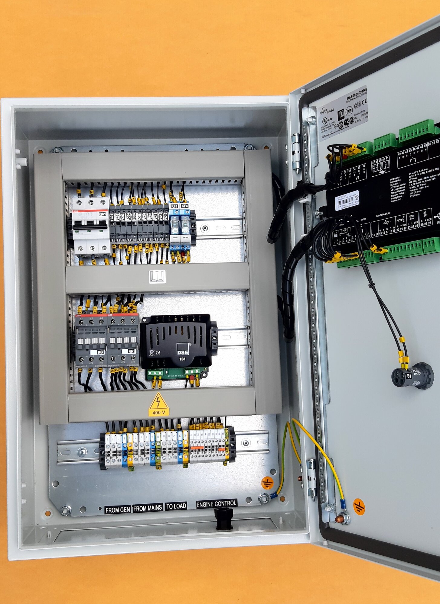 HONDA - Třífázová záskoková elektrocentrála TP 12 H AVR AMF (s automatikou startu)