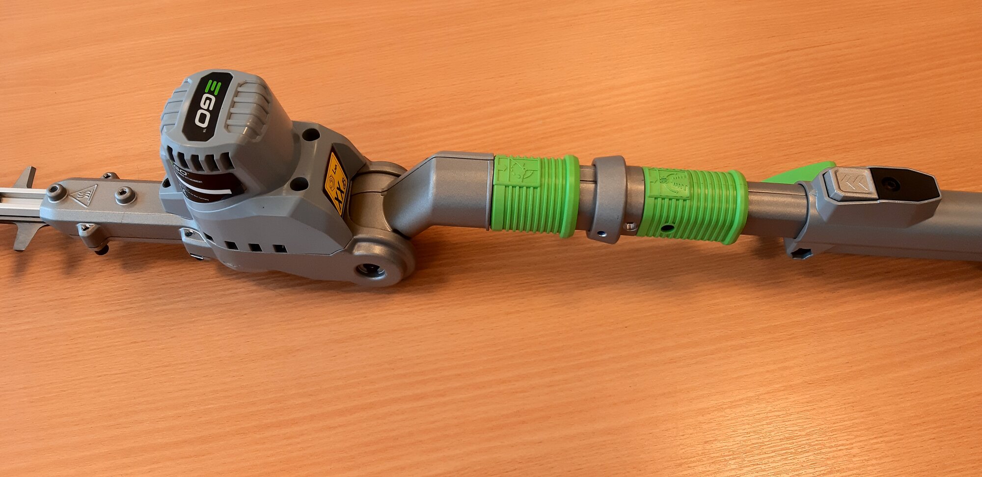 EGO - Teleskopické nůžky na živé ploty PTX5100 - nástavec