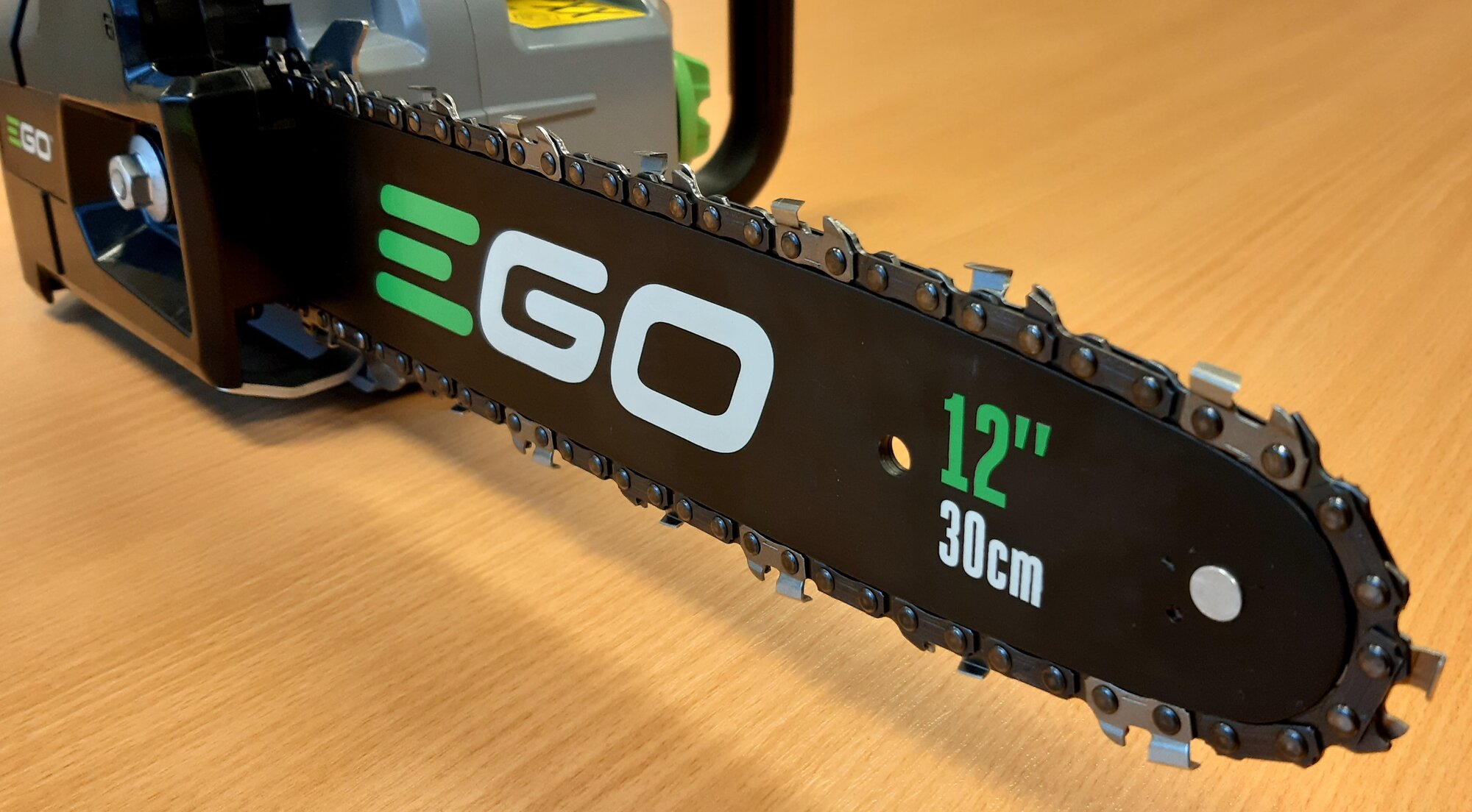 EGO - AKU jednoruční řetězová pila CSX3000E