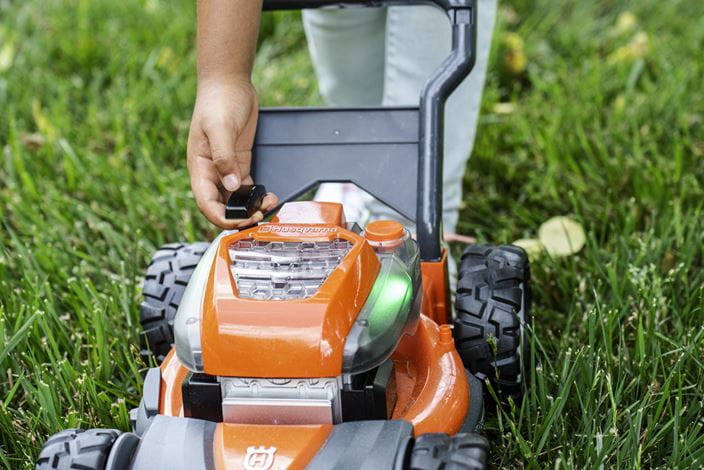 Husqvarna - Sekačka na trávu dětská