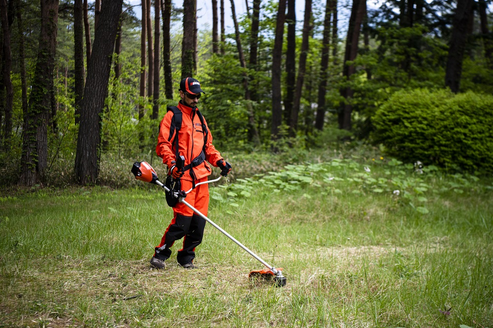 ECHO - DSRM-2600 (bez baterie a nabíječky)