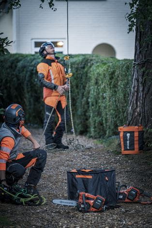 Husqvarna - Přilba arboristická Spire Vent