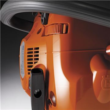 Husqvarna - Řetězová pila 440