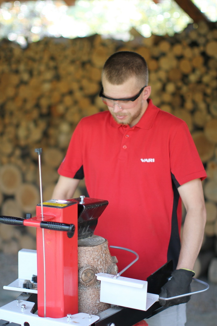 VARI - Klín štípací pro 8 TON