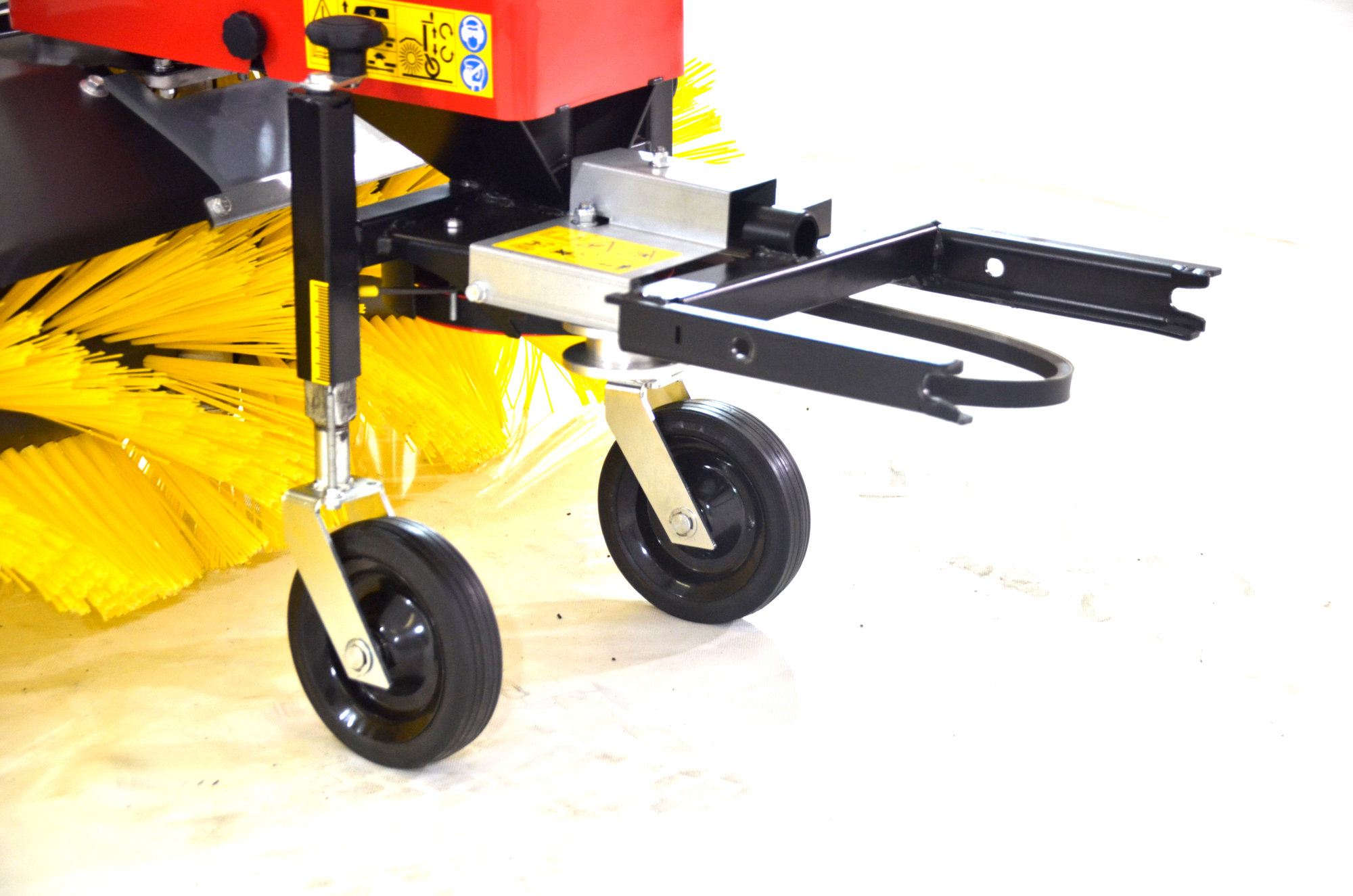 VARI - Zametací kartáč RKV-1000