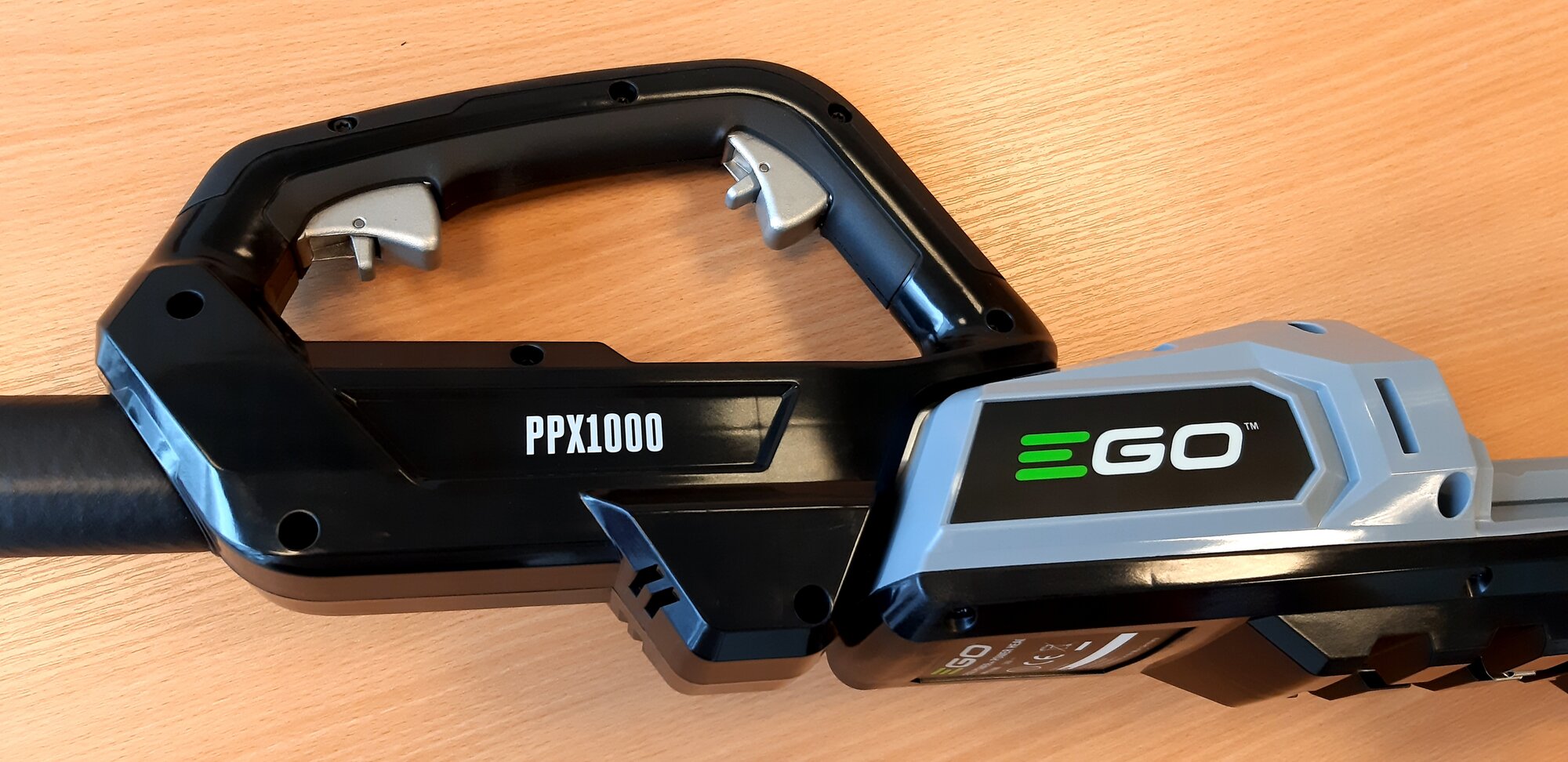 EGO - Teleskopické nůžky na živé ploty PTX5100 - nástavec