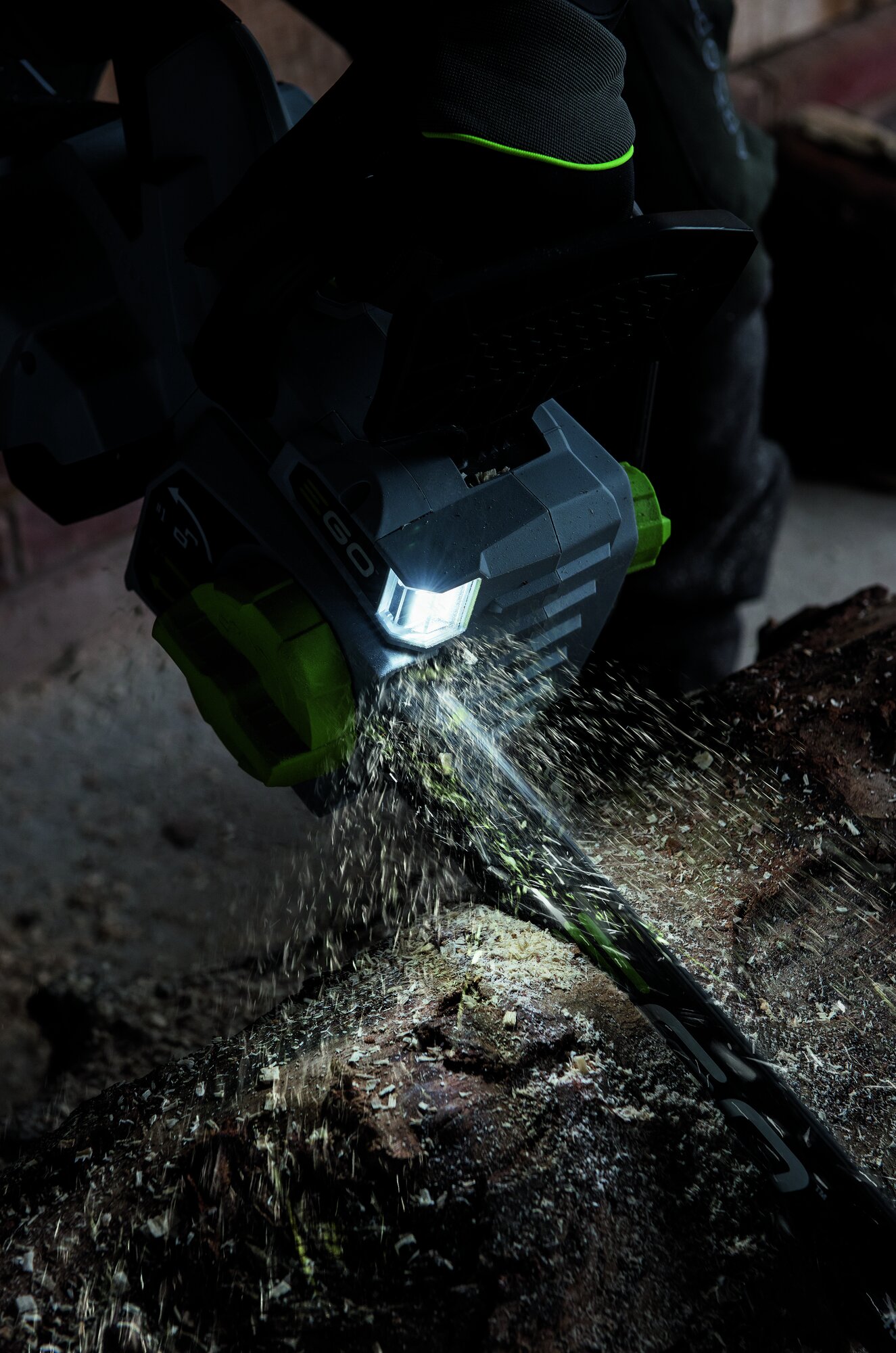 EGO - AKU řetězová pila CS1800E