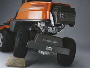 Husqvarna - Rider Aku R 112iC (Akumulátorový)  (včetně žacího ústrojí)