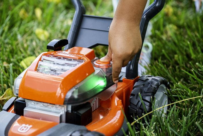 Husqvarna - Sekačka na trávu dětská