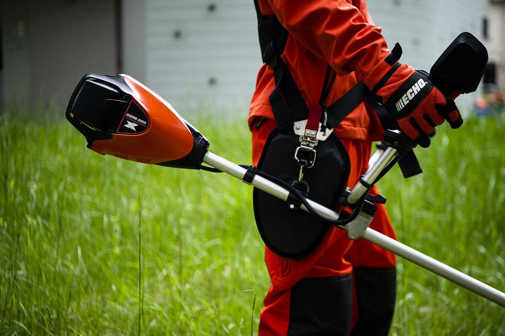 ECHO - DSRM-2600 (bez baterie a nabíječky)