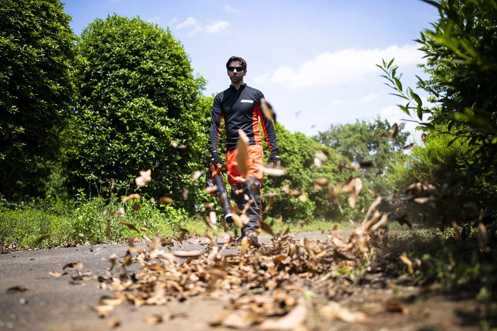 ECHO - DPB-2600 (bez baterie a nabíječky)