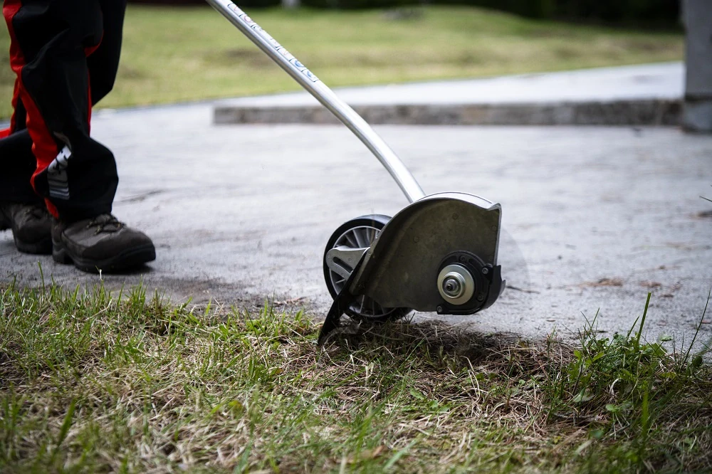 ECHO - DPAS-2600 (bez baterie a nabíječky)