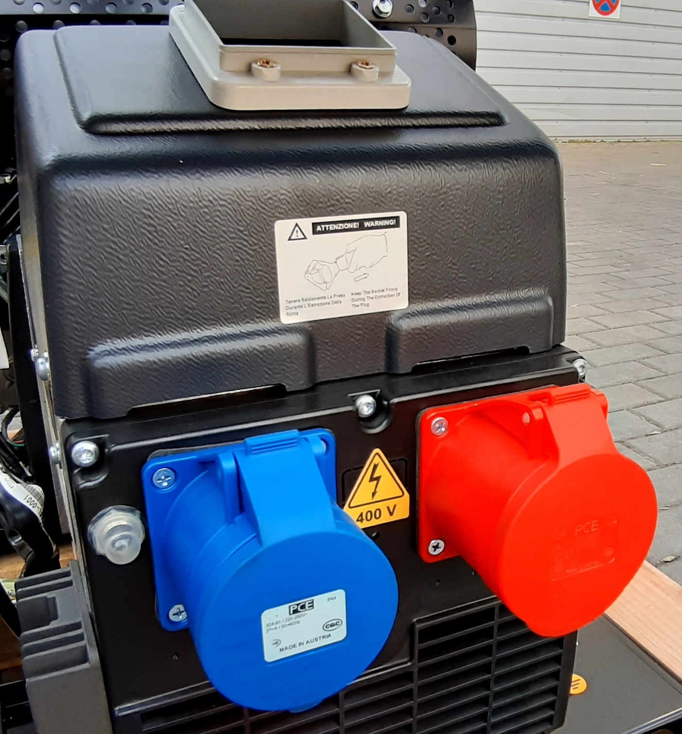 HONDA - Třífázová elektrocentrála TP 18 H AVR s podvozkem