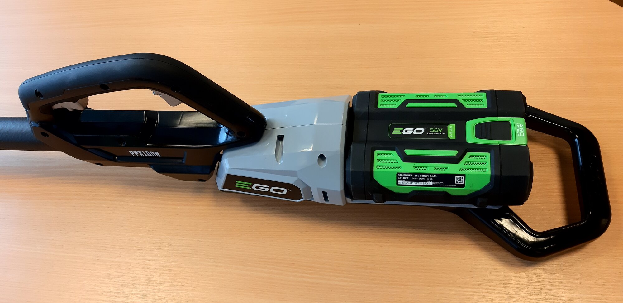 EGO - Teleskopické nůžky na živé ploty PTX5100 - nástavec