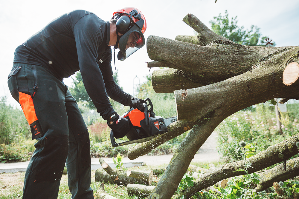 ECHO - DCS-3500 (bez baterie a nabíječky)