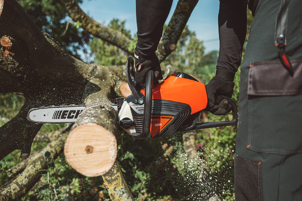 ECHO - DCS-3500 (bez baterie a nabíječky)