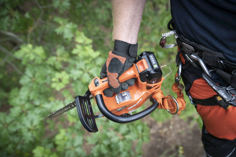 ECHO - DCS-2500T (bez baterie a nabíječky)